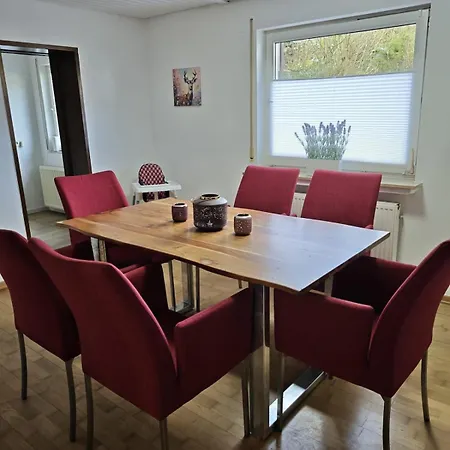 Eifelflair 1 Für Max 6 Gäste, 2 Hunde, Garten, Terrasse, Familien Und Firmen Sind Herzlich Willkommen! Apartment Schleiden